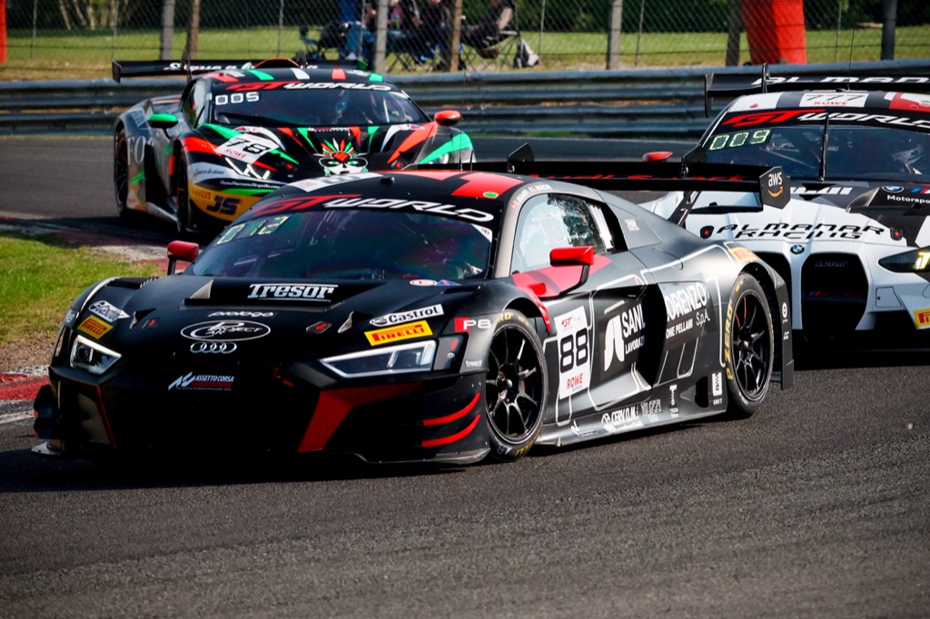 Dobbelt GTWC-podie til Sebastian Øgaard på Brands Hatch.
(Foto: SRO Motorsports Group)